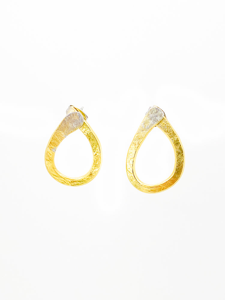 Drop tiny Golden hoop