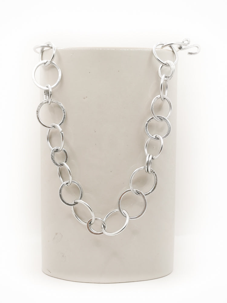 Egida Choker Necklace Silver