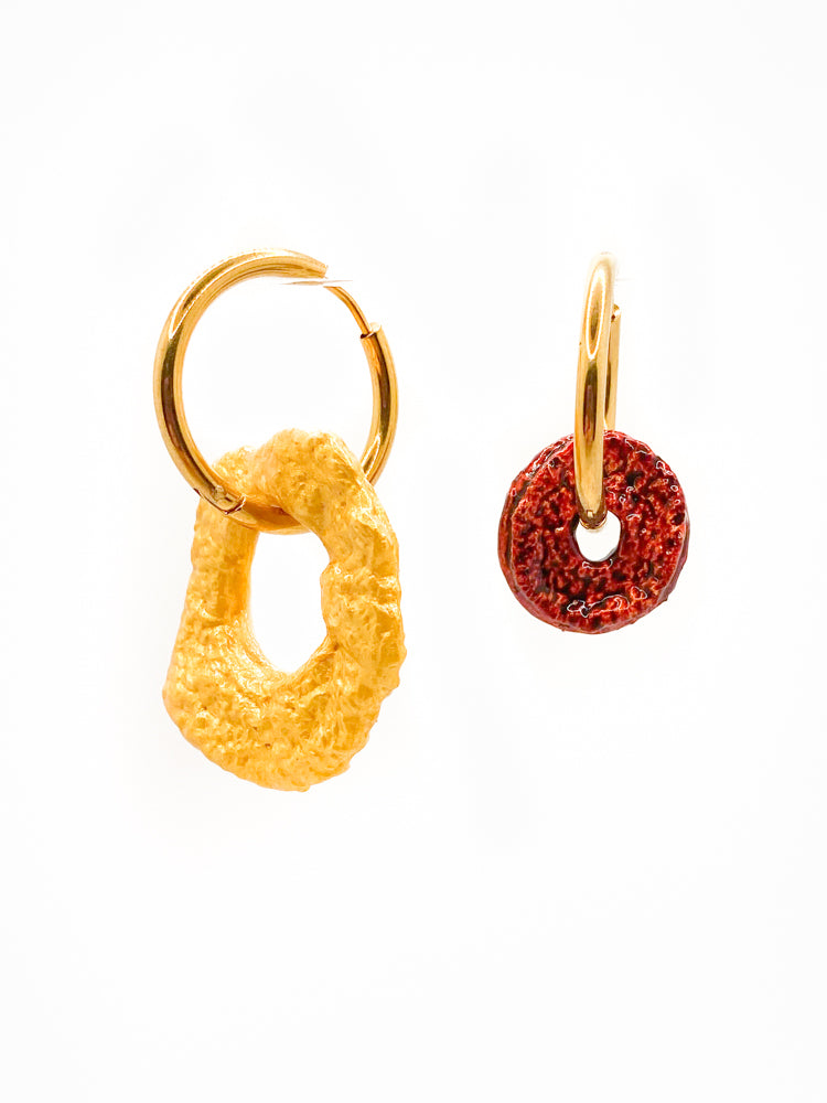 Gardenia tangly hoop assymetric imperfect
