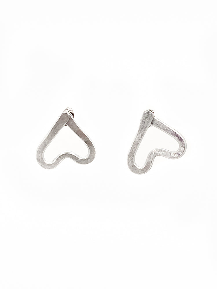 Kelly Heart - Small Silver detail
