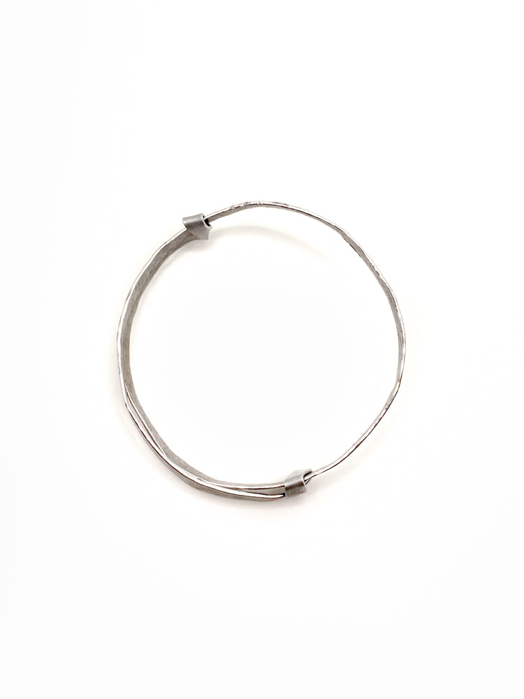 Louvata Bangle Bracelet Silver Top