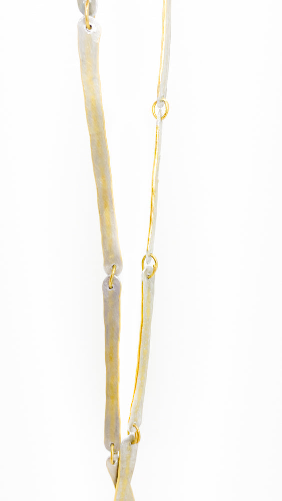 Louvata Long Necklace Details