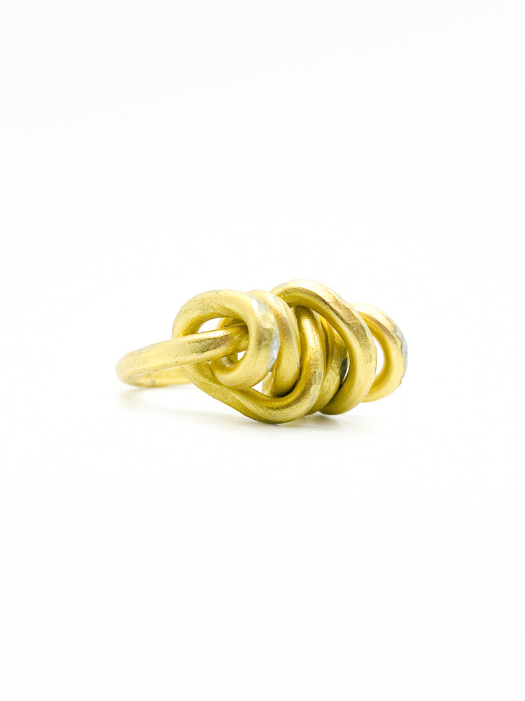 Lyra Ring front