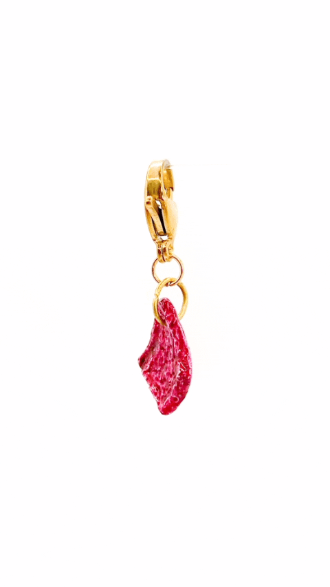 Rose_Petal_Orange Skin Pendant_gif