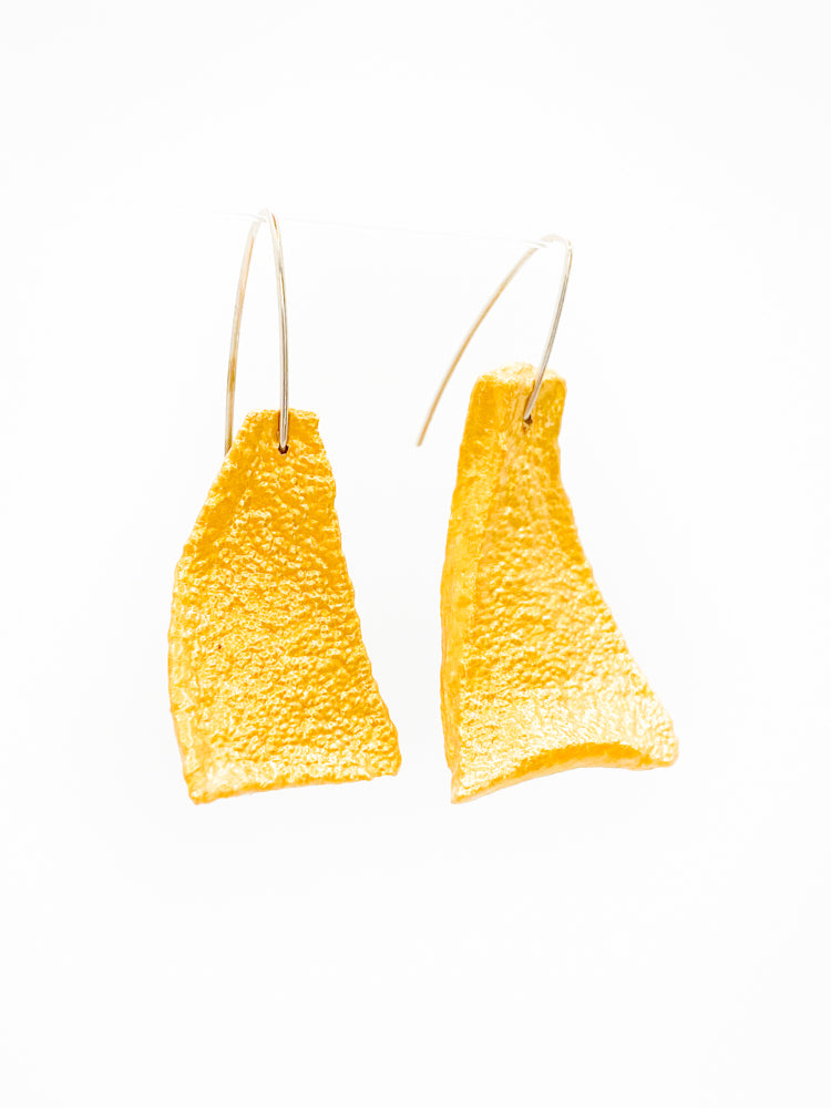 Sand Earrings Detail