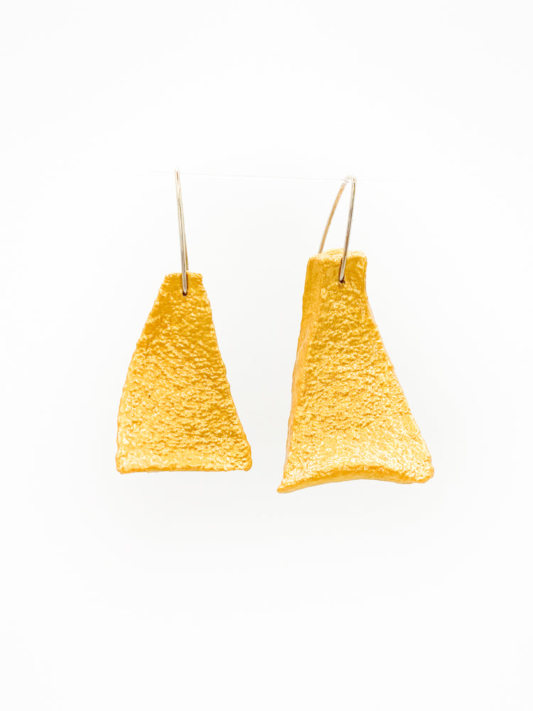 Sand Earrings Details