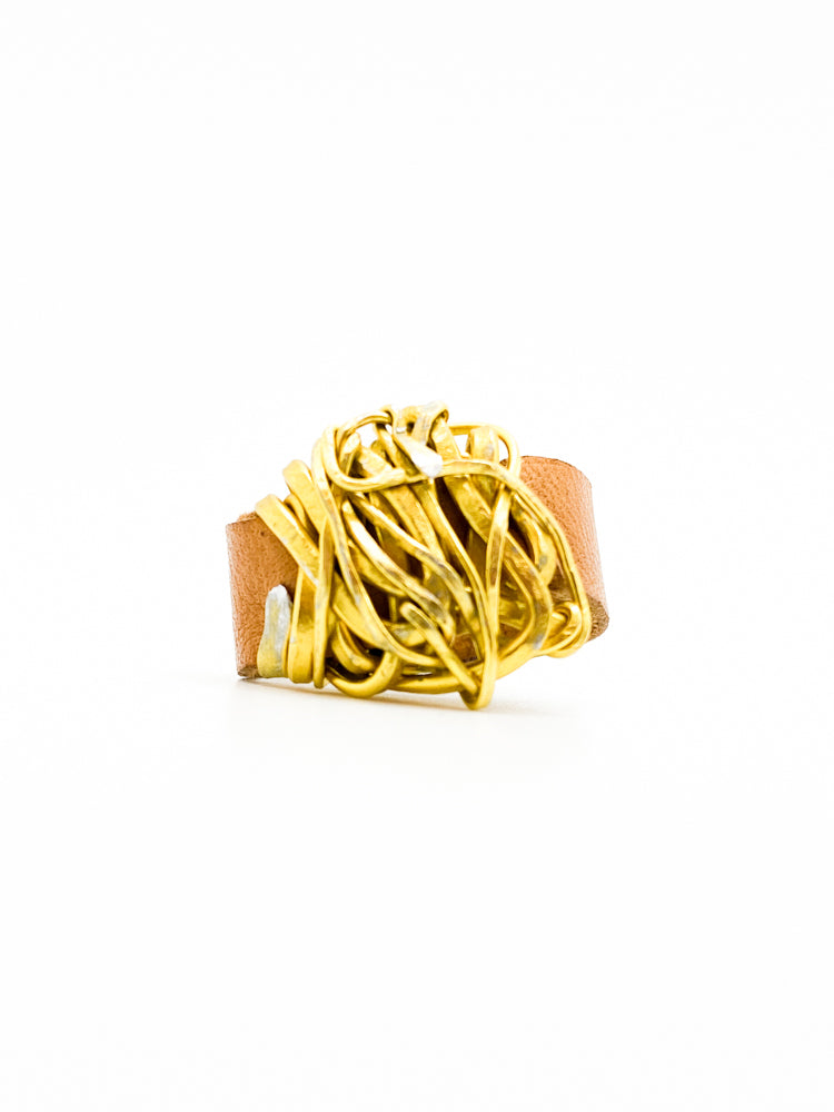 Tim_Men_s_Ring_Front_dense_Unisex Leather Brown Gold